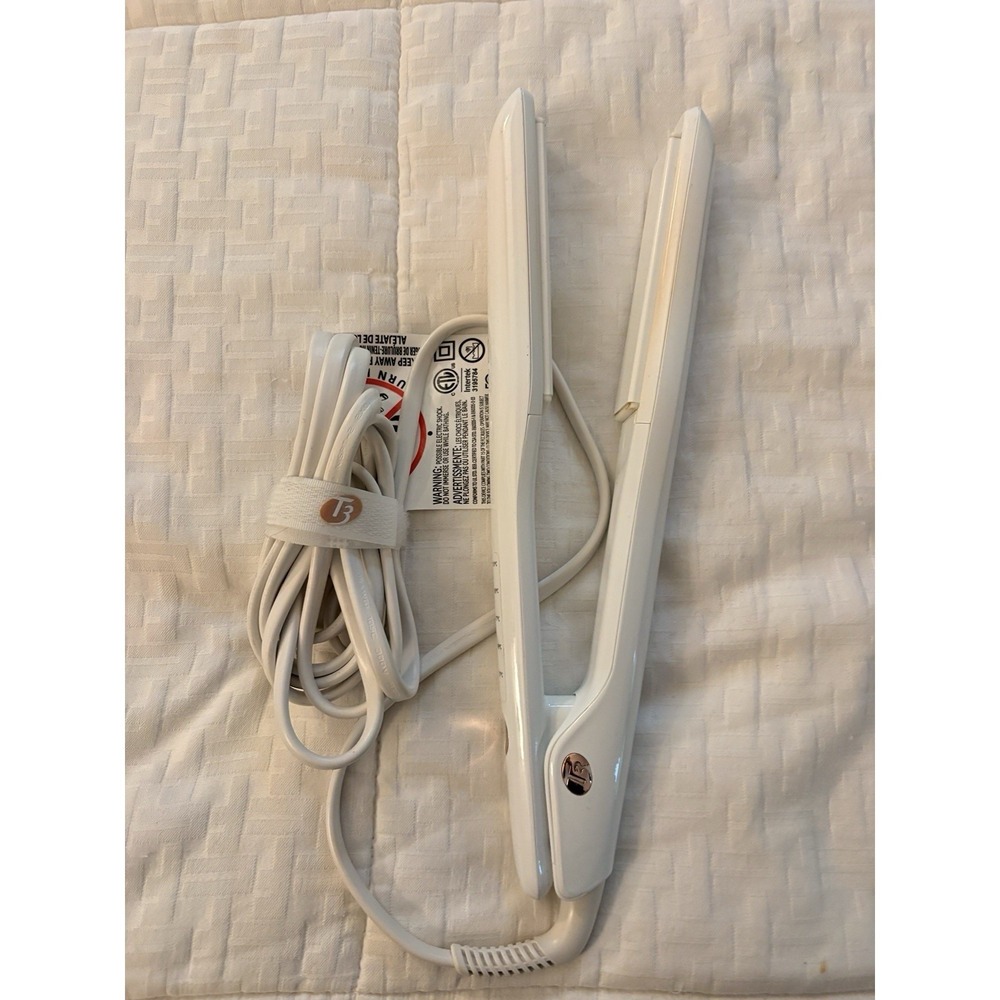 T3 SinglePass Compact Styling Iron White Rose Gold Travel Flat Iron 77570 27W‎